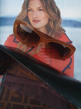 Fendi Sunglasses Shades Camel Tan Fashion Women Luxury Casual Formal Accessory